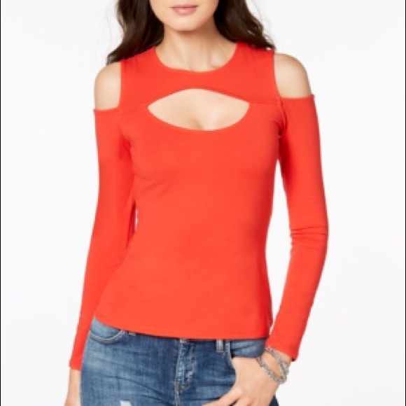 keyhole cold shoulder top